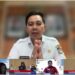 RAKOR-Direktur SUPD III Ditjen Bina Pembangunan Daerah, Fauzan Hasan, S.STP, M.Si membuka Rapat Koordinasi Pusat yang digelar secara semi-hybrid. (Foto Ist).
