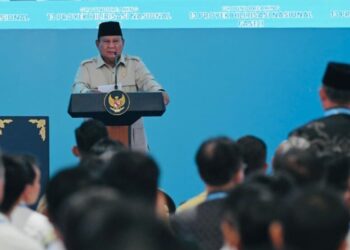 GROUNDBREAKING-Presiden Prabowo Subianto melakukan Groundbreaking proyek hilirisasi nasional tahap II di Refinery Unit IV Cilacap, Jawa Tengah, pada Rabu (29 April 2026). (Foto: BPMI Setpres).