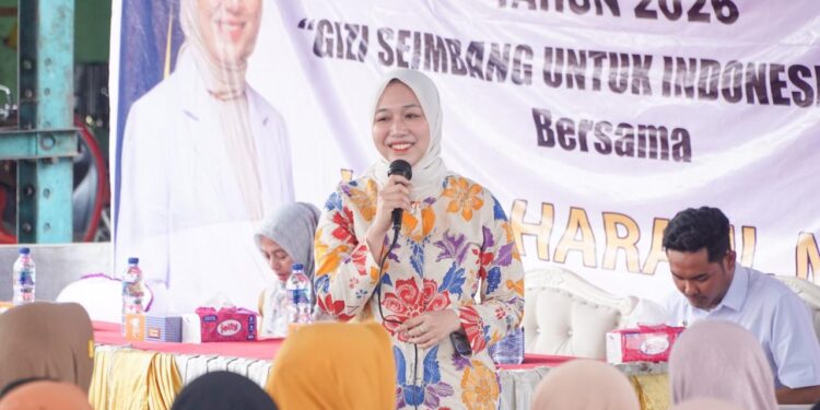 Anggota Komisi IX DPR RI, Maharani sosialisasikan program MBG di Rokan Hilir.