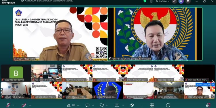 RAKORTEKRENBANG-Analis Kebijakan Ahli Madya Direktorat Perencanaan, Evaluasi dan Informasi Pembangunan Daerah, Rendy Jaya Laksamana saat Rakortekrenbang. (Foto Ist).